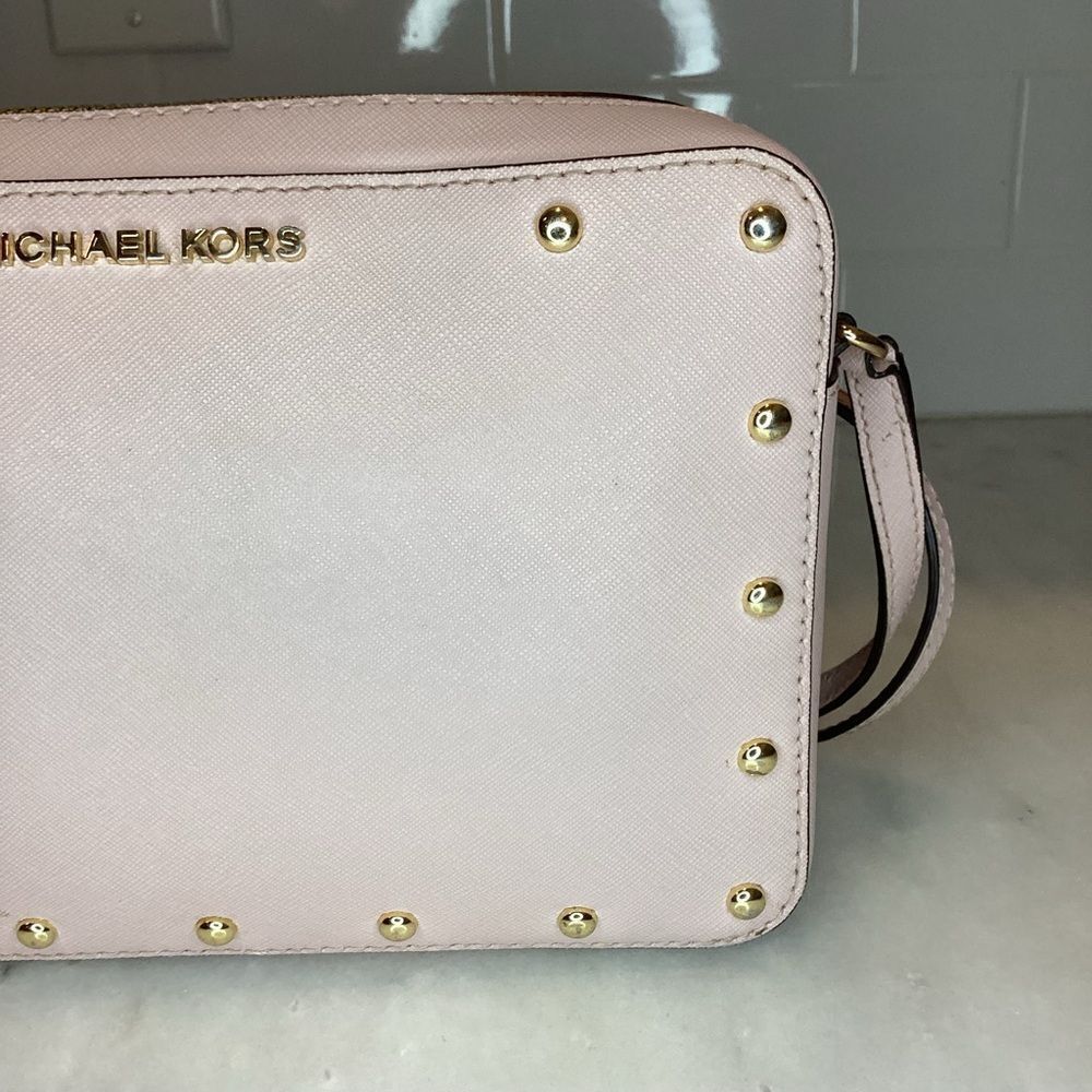 Michael Kors Bag Purse Handbag Leather Pocketbook Pink Stud Saffiano Crossbody - Picture 2 of 16